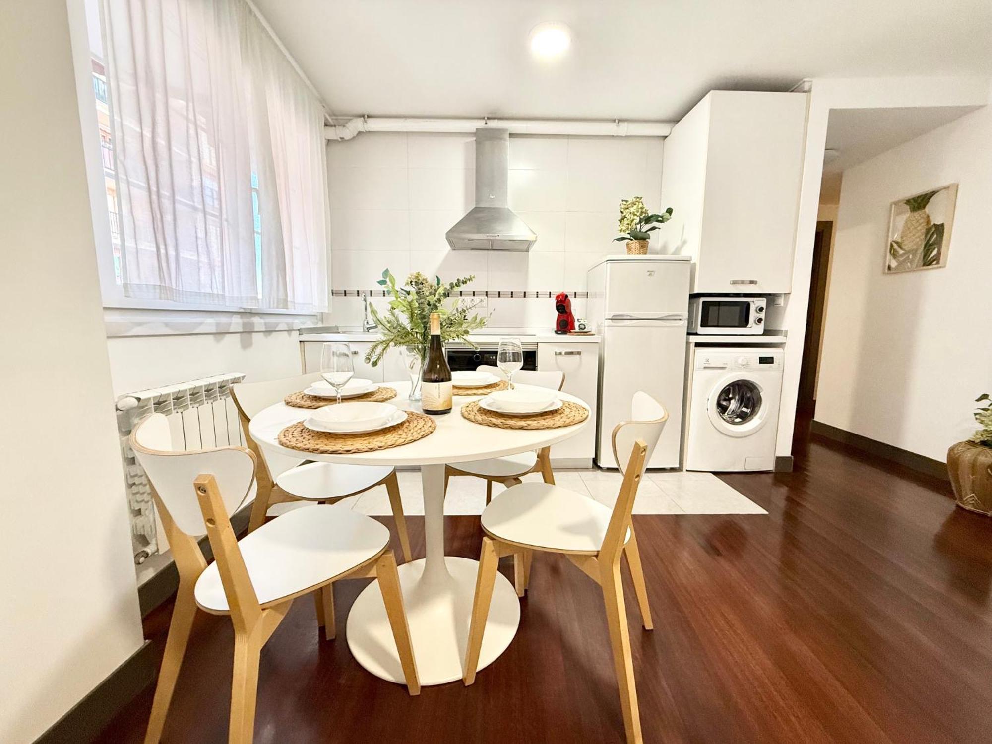 Castro Holidays - Centrico Piscina Urbanizacion Garaje Gratis Кастро-Урдіалес Екстер'єр фото