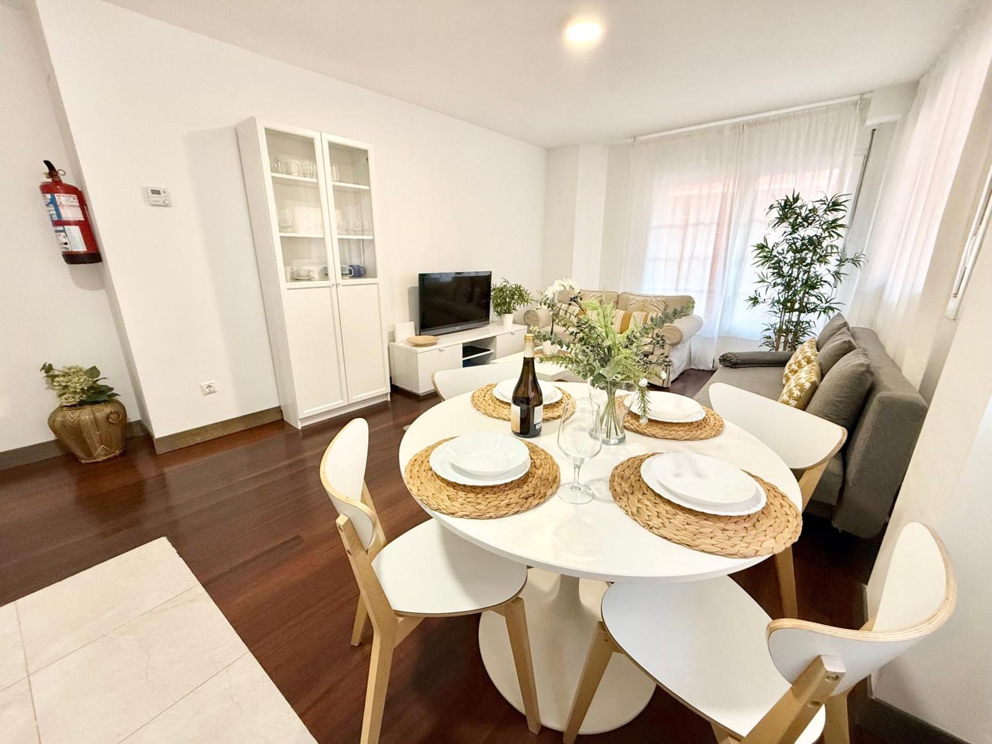 Castro Holidays - Centrico Piscina Urbanizacion Garaje Gratis Кастро-Урдіалес Екстер'єр фото